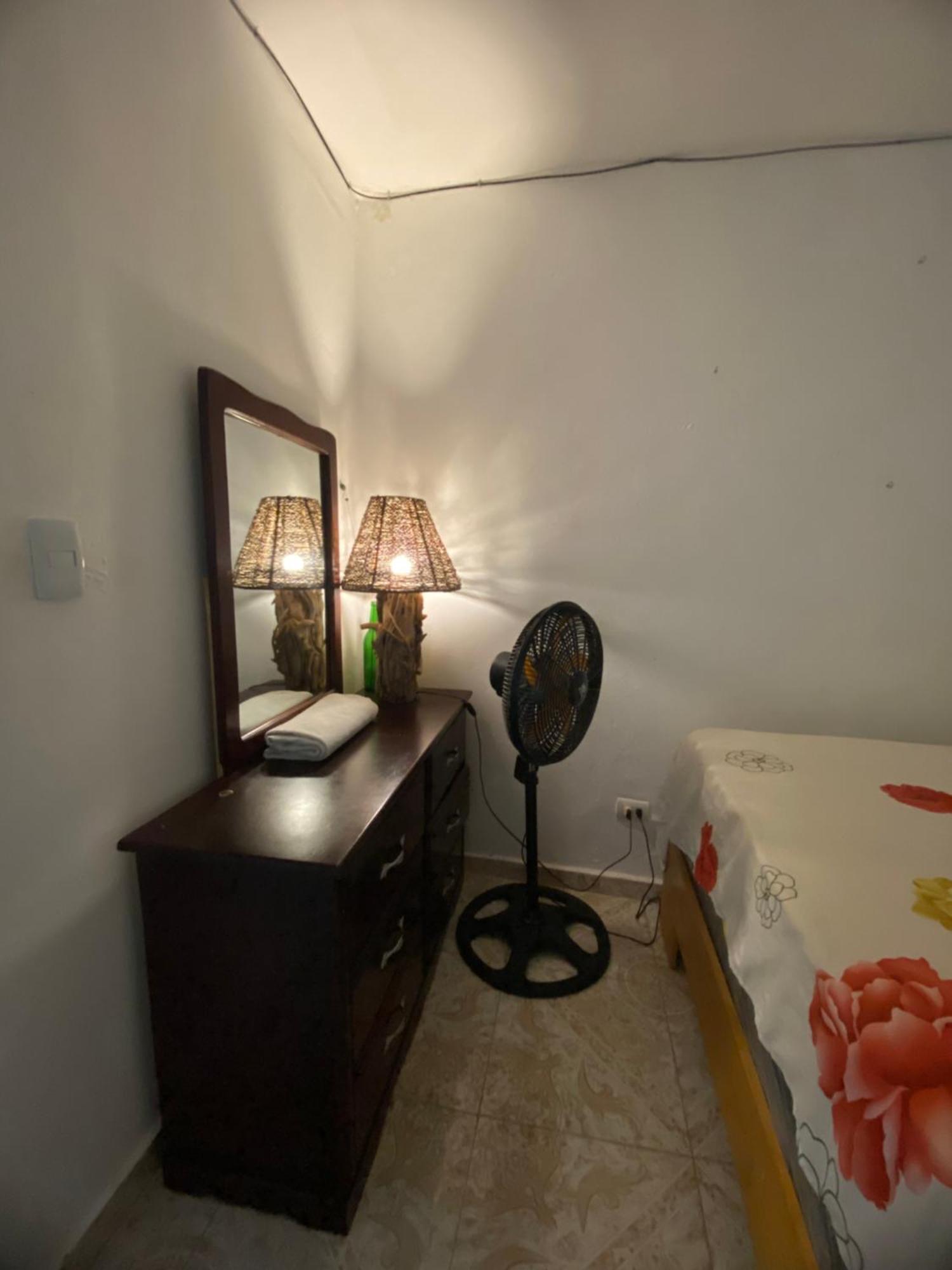 Hostel Watermelon House Samana المظهر الخارجي الصورة