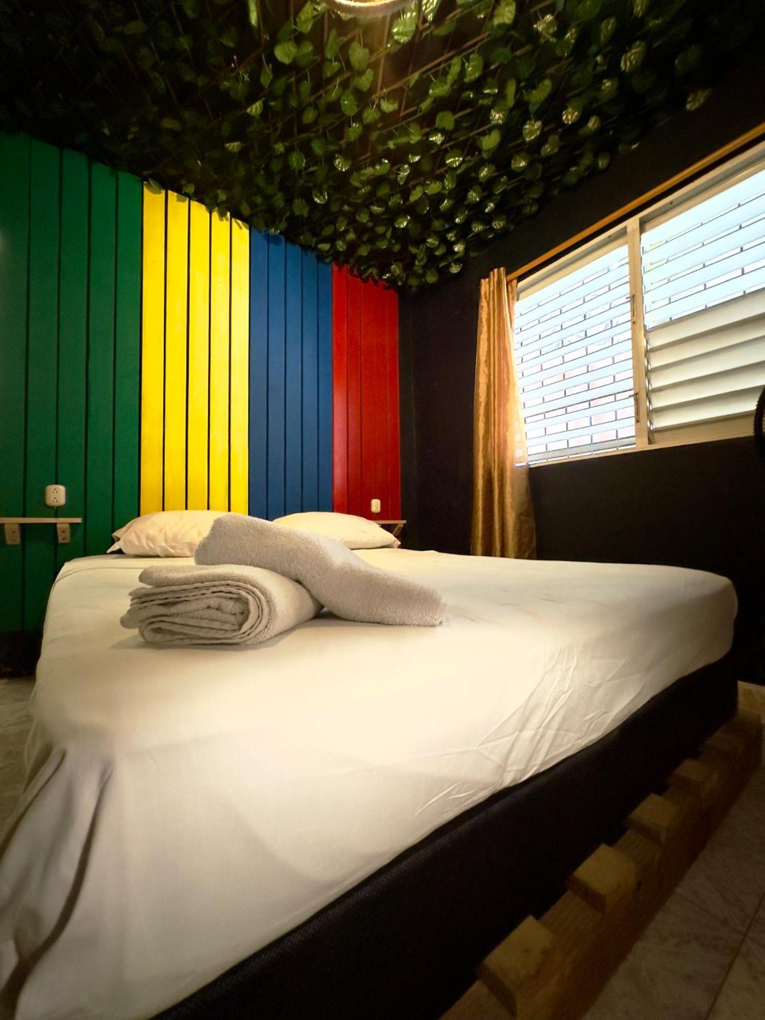 Hostel Watermelon House Samana المظهر الخارجي الصورة