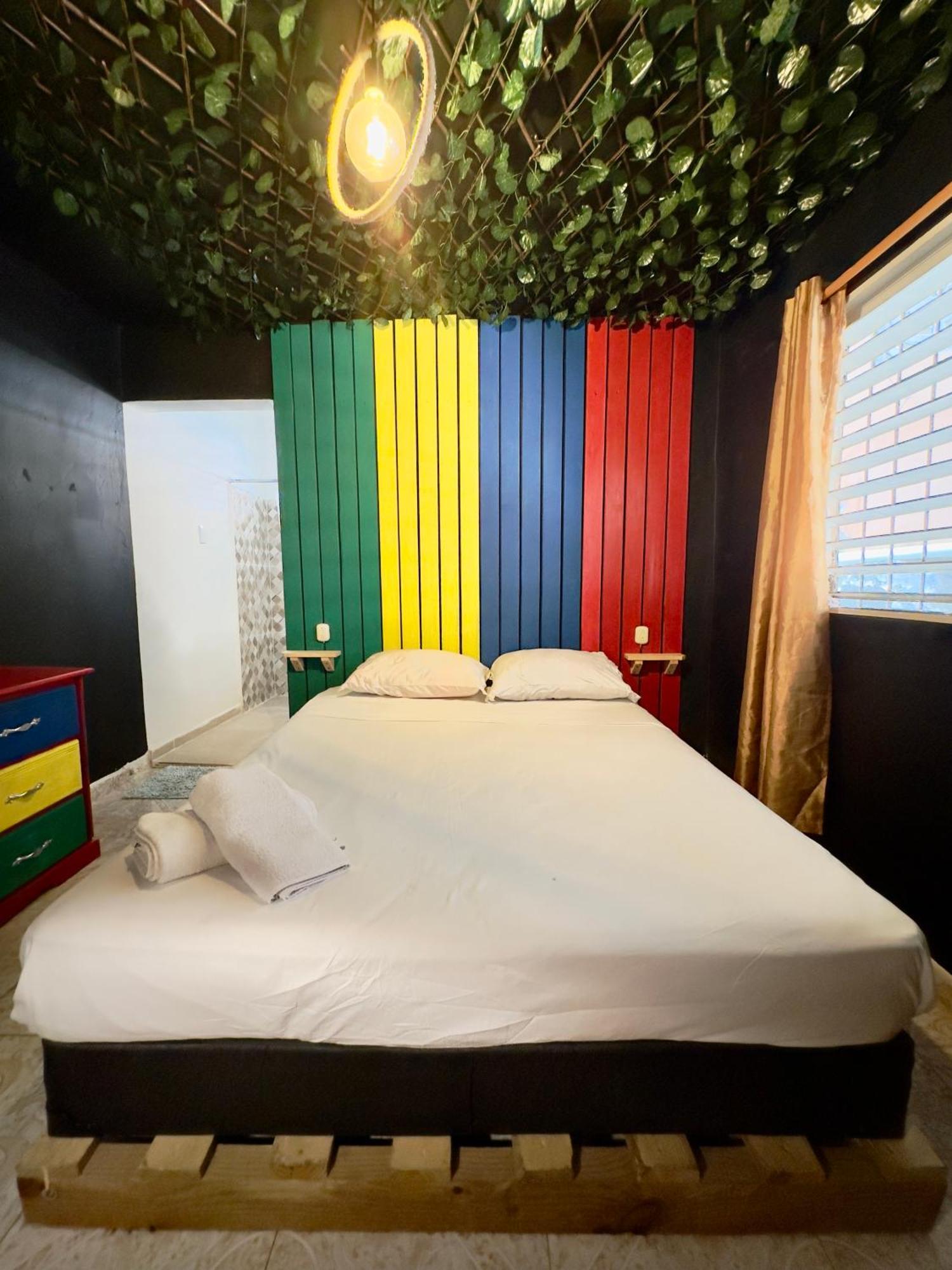 Hostel Watermelon House Samana المظهر الخارجي الصورة